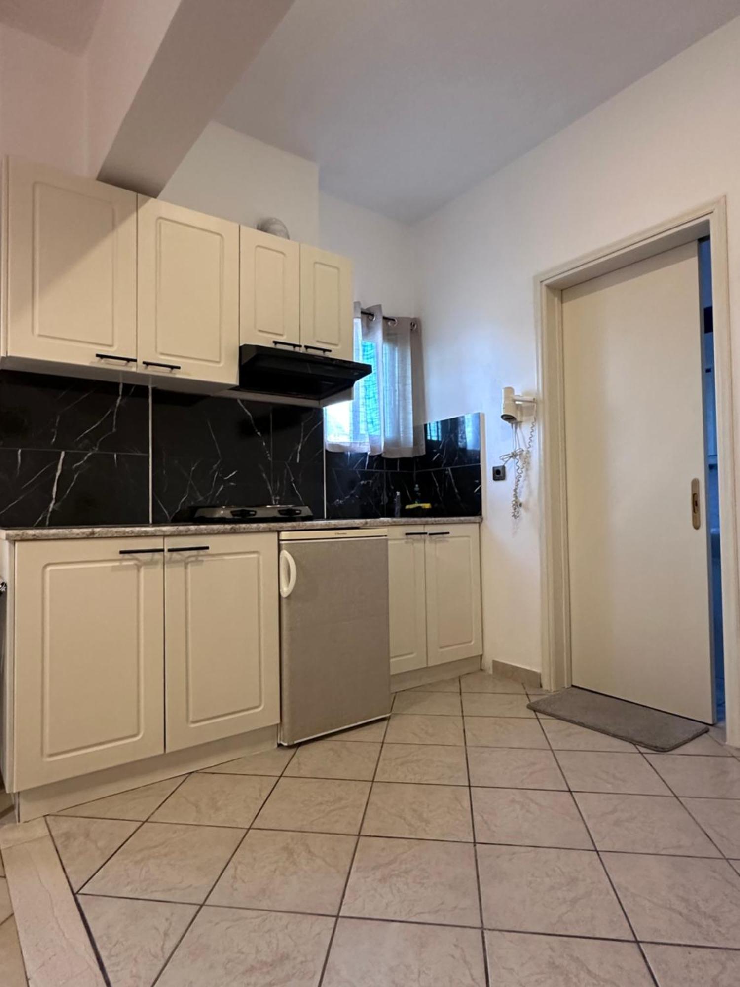 Studios Souropanis Kamena Vourla Esterno foto